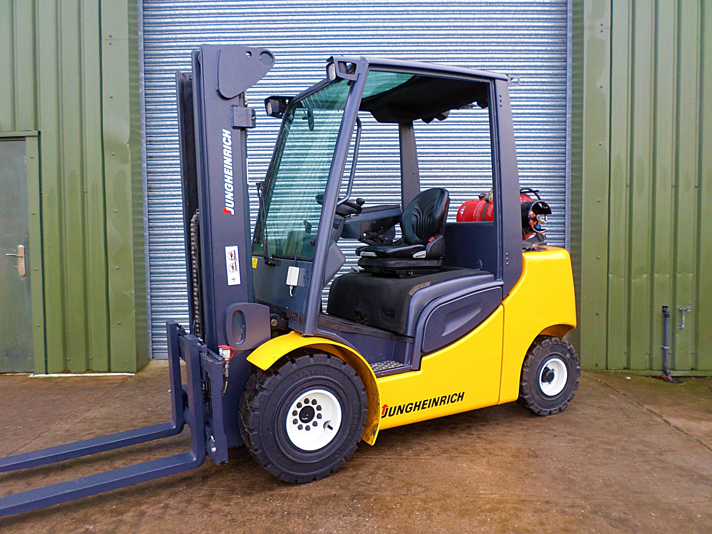 JUNGHEINRICH GAS TFG425 Used Forklift Truck Sales Forklift Repairs