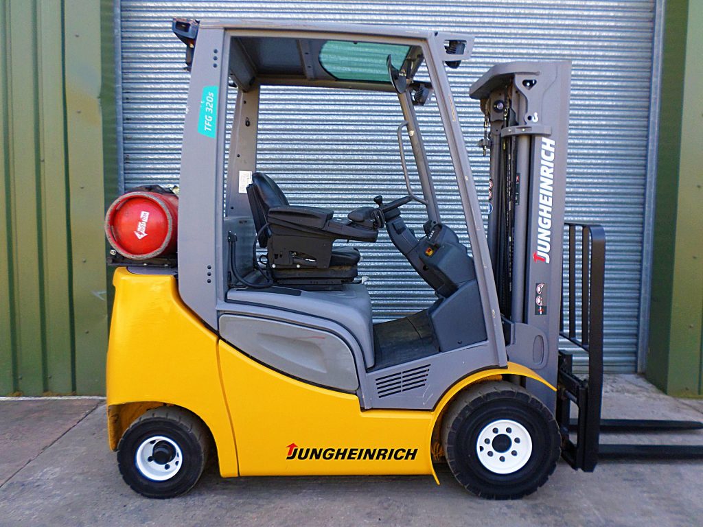 JUNGHEINRICH GAS TRUCK TFG320S YEAR 2015 Used Forklift Truck Sales
