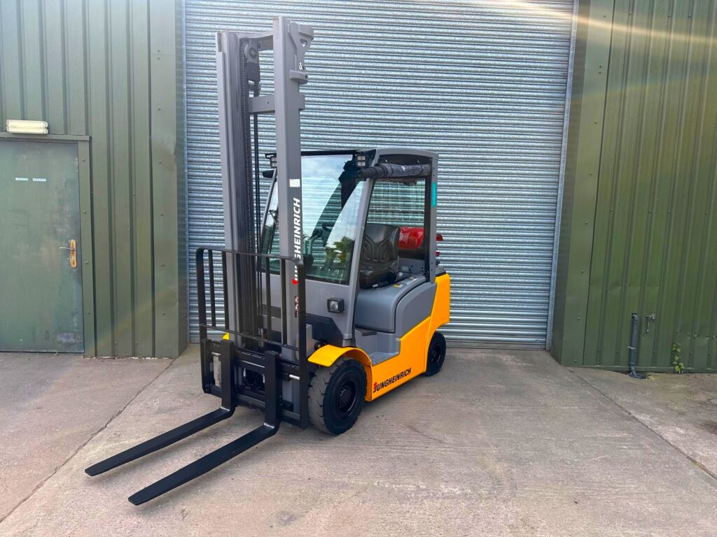https://www.astromechanicalhandling.co.uk/wp-content/uploads/2019/11/image1-79-1024x768.jpeg