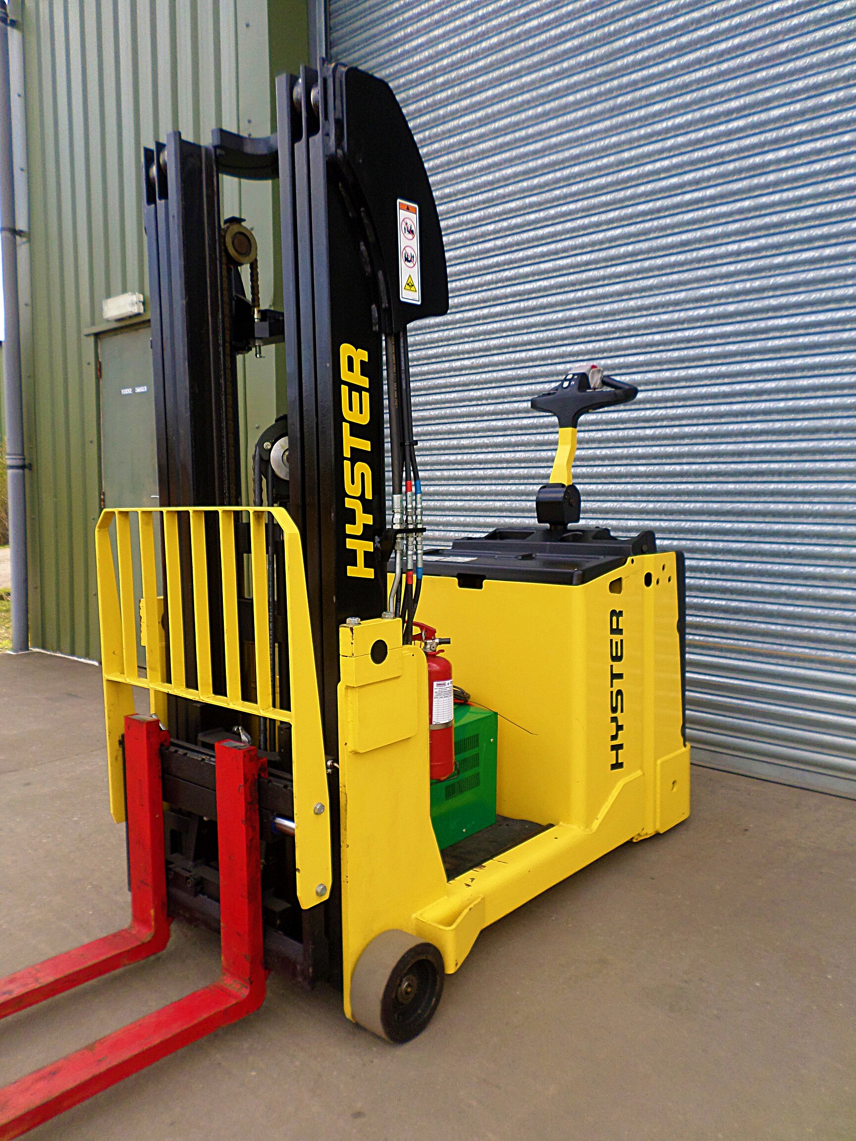 HYSTER COUNTER BALANCE PEDESTRIAN YEAR 2014 Used Forklift Truck Sales