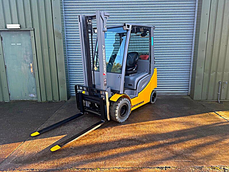 https://www.astromechanicalhandling.co.uk/wp-content/uploads/2020/08/rsz_image2_83.jpg